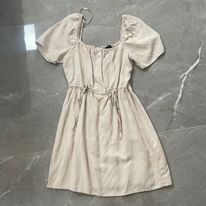 FOREVER 21 TAN DAY DRESS